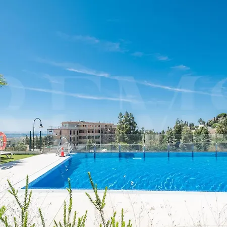 Mijas Gem With Terrace, Pool & Parking Rems *