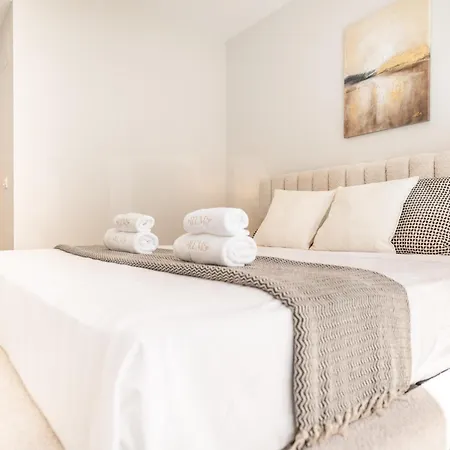 Mijas Gem With Terrace, Pool & Parking Rems 아파트